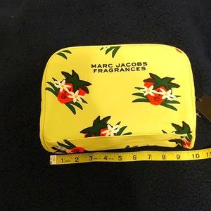 BNWT Marc Jacobs Parfums bag